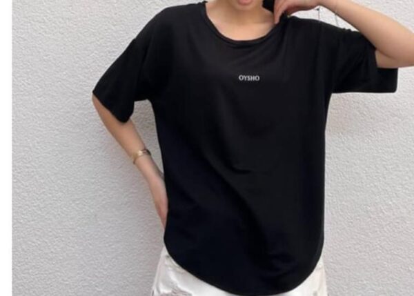 OYSHO KISAKOLLU T-SHİRT